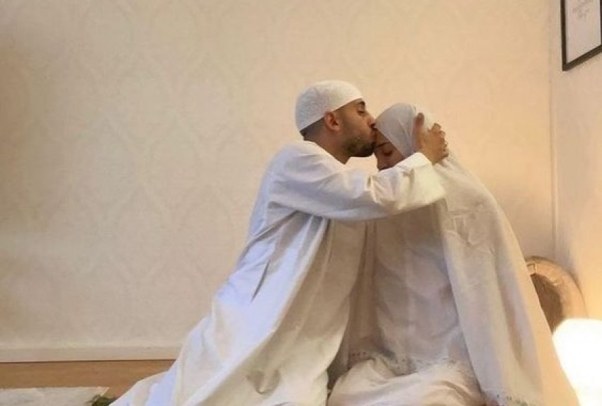 Hati Istri Meleleh Lewat 10 Tips Jadi Suami Romantis dari Rasulullah