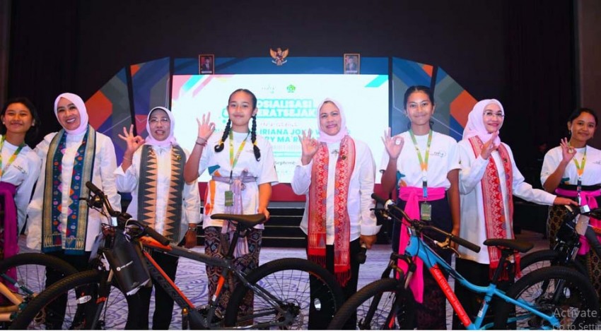 Iriana Jokowi Semangati Peserta Sosialisasi Moderat Sejak Dini