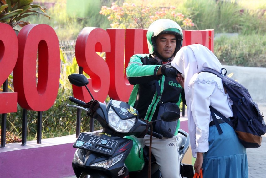 Disabilitas hingga AtletTerima Beasiswa GrabScholar 2023