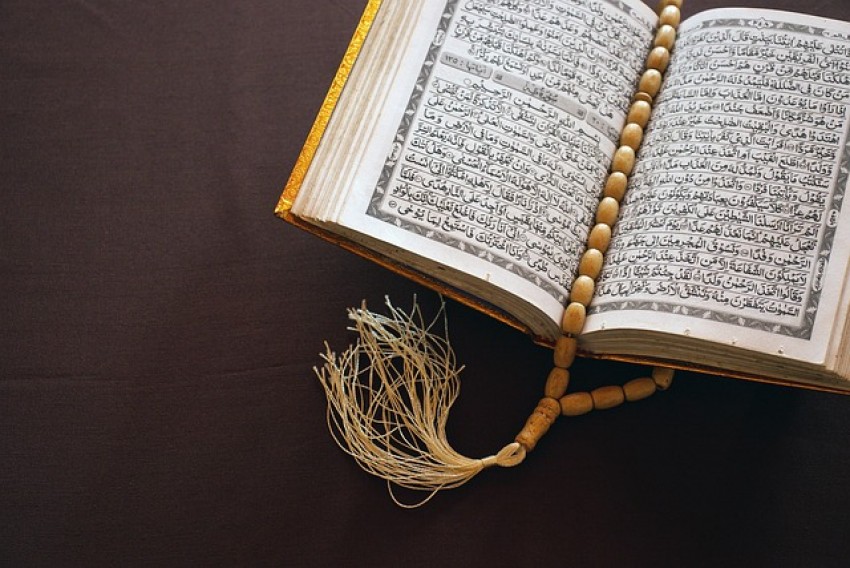 Peran Al-Quran Selesaikan Masalah Sosial Masyarakat