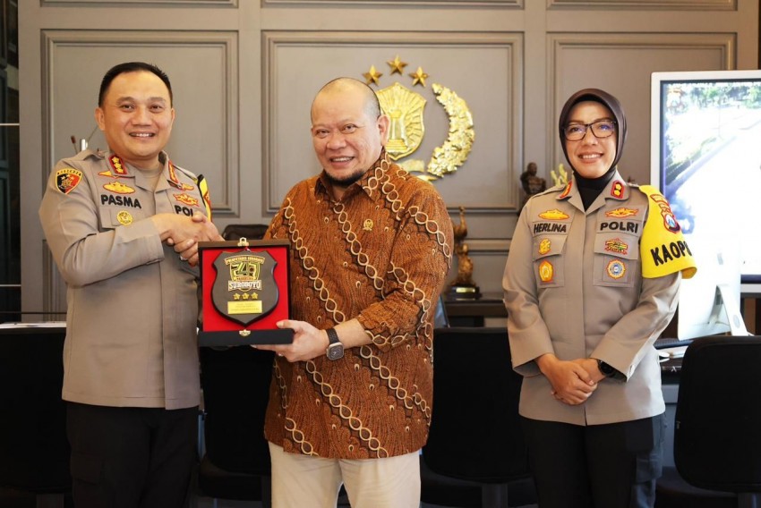 Ketua DPD RI Bedah HAM dan Cita-cita Bangsa Sesuai Konstitusi di FH Unair