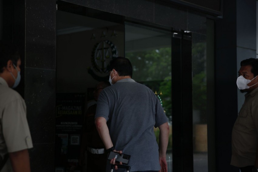 Kanwil DJP Jatim 1 Serahkan Bos Properti Tersangka Perpajakan Diserahkan ke Kejari Surabaya