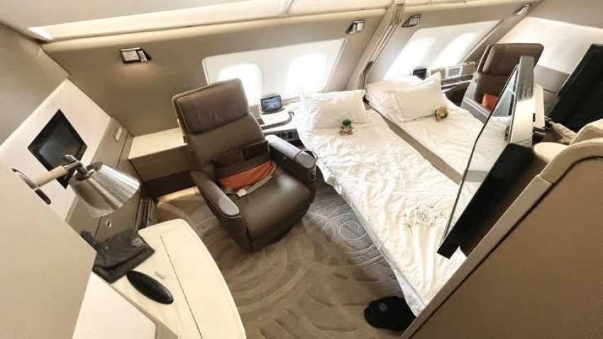 Terbang ke Luar Negeri, Singapore Airline Ajak Penumpang Nikmati Suites Class