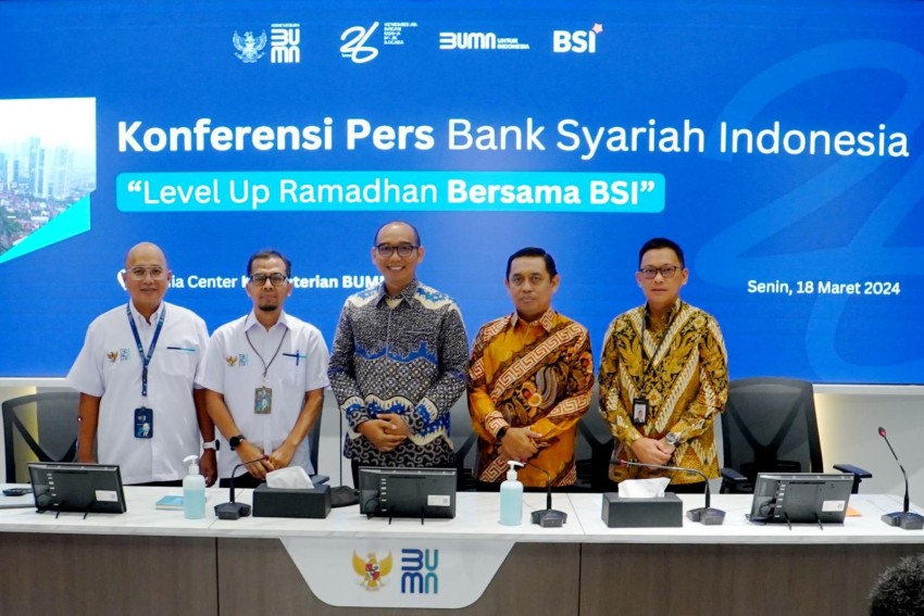 Raih Kinerja Positif Awal 2024, BSI Serahkan Rp222,7 Miliar Zakat Perusahaan ke Baznas