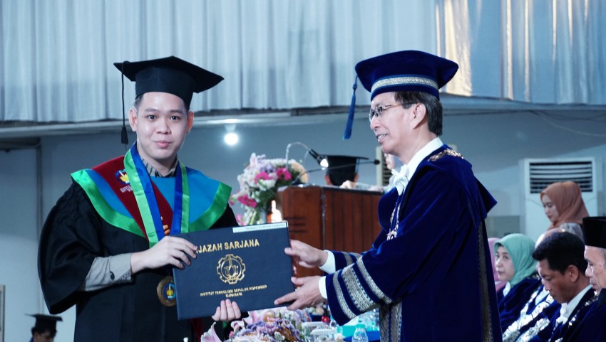 Sosok Kenny, Wisudawan Sarjana Terbaik ITS dengan IPK 3,96