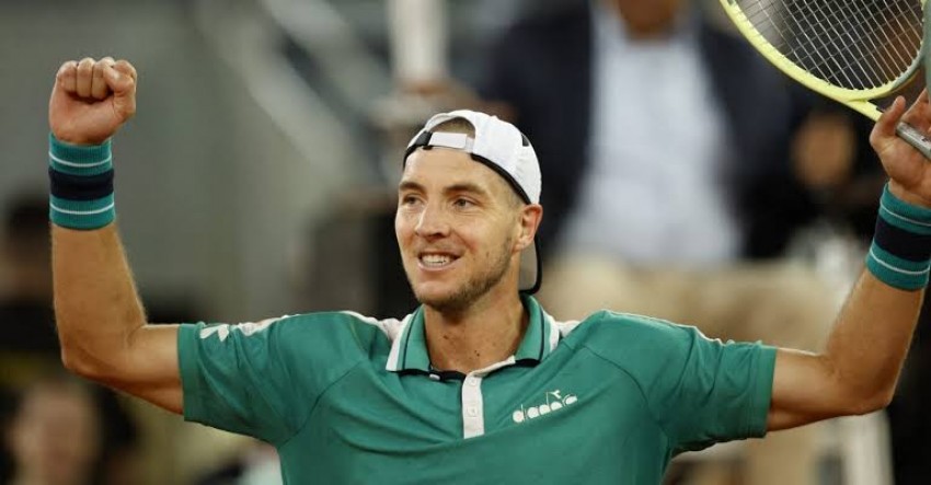Struff Akhirnya Bisa Juarai BMW Open Setelah 5 Kali Gagal