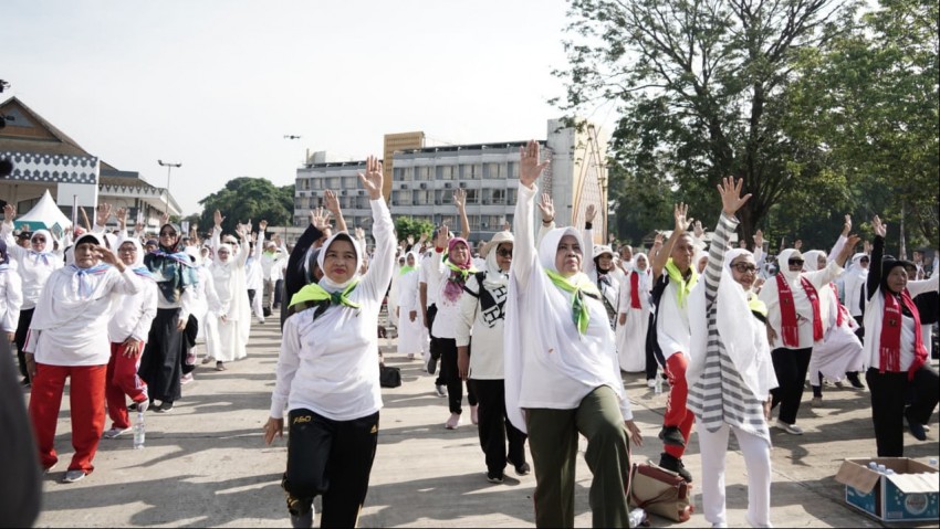 28 Ribu Jamaah Ramaikan Launching Senam Haji Indonesia