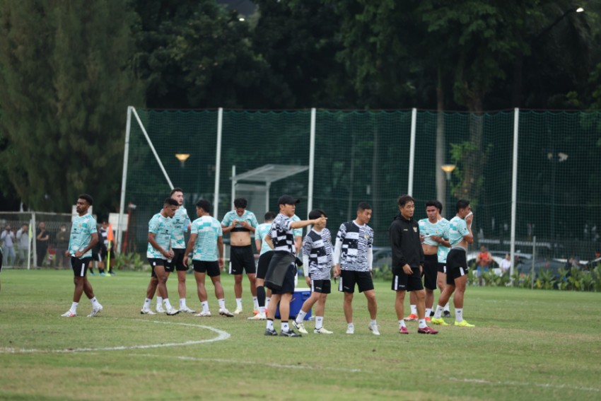 Timnas Indonesia Jalani Latihan Perdana Jelang Laga Kualifikasi Piala Dunia 2026