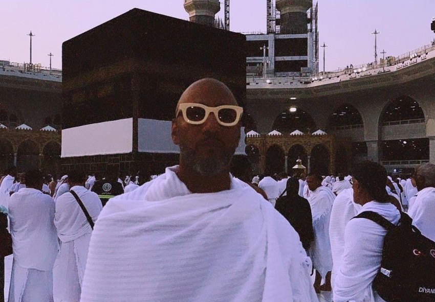 Suami Naik Haji dan Foto Depan Kakbah, Alicia Keys Kirim Simbol Cinta