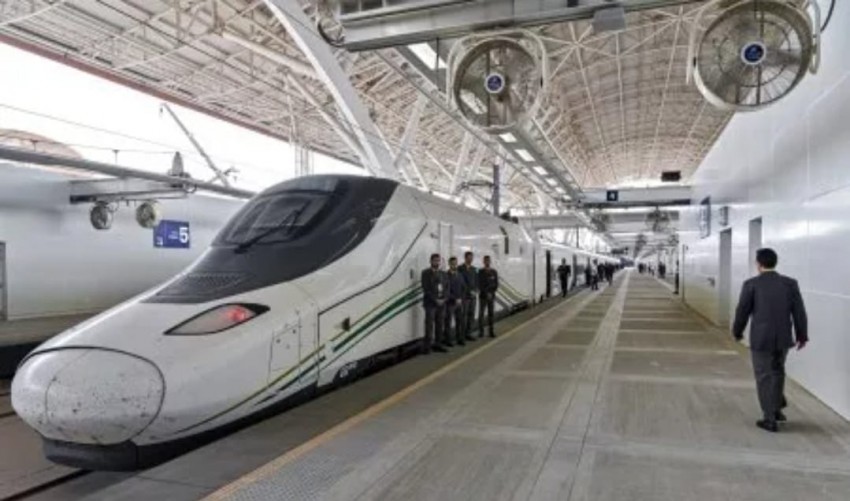 Kereta Cepat Arab Segera  Rampung, Disusul Proyek  Hijaukan Arab dengan 7,5 Juta Pohon