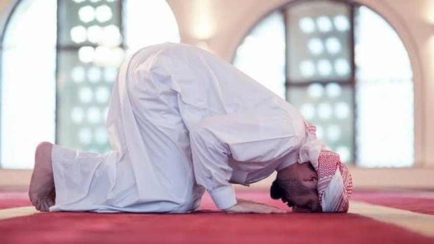 Bolehkah Shalat Pakai Parfum Beralkohol? Ini Penjelasan Lengkap