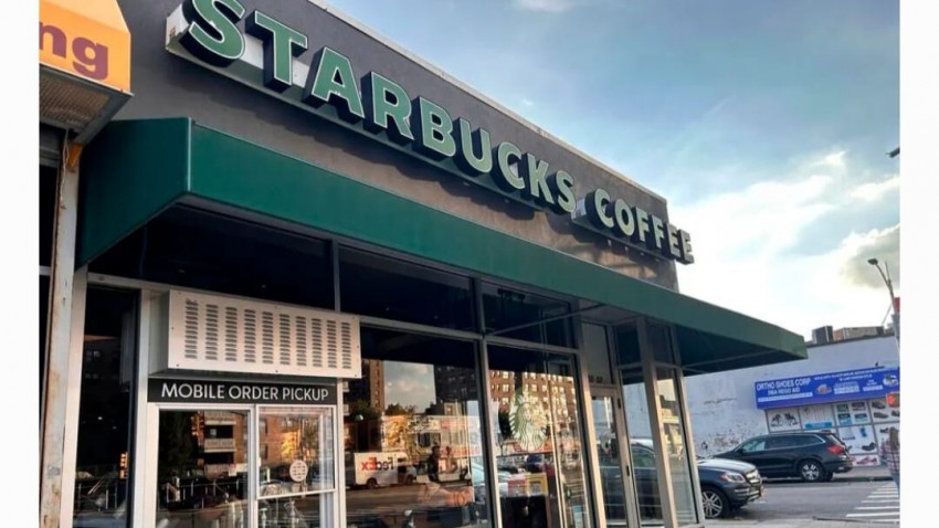 Starbucks Pecat CEO, Tunjuk CEO Baru Dengan Tugas Kembalikan Kejayaan