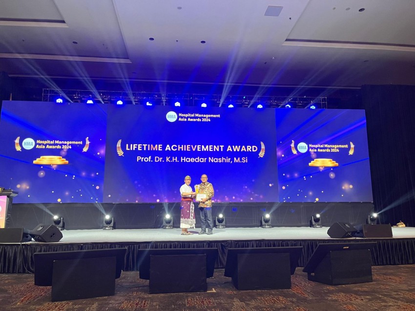 Haedar Nashir Terima Lifetime Achievement Award, Muhammadiyah Makin Mendunia