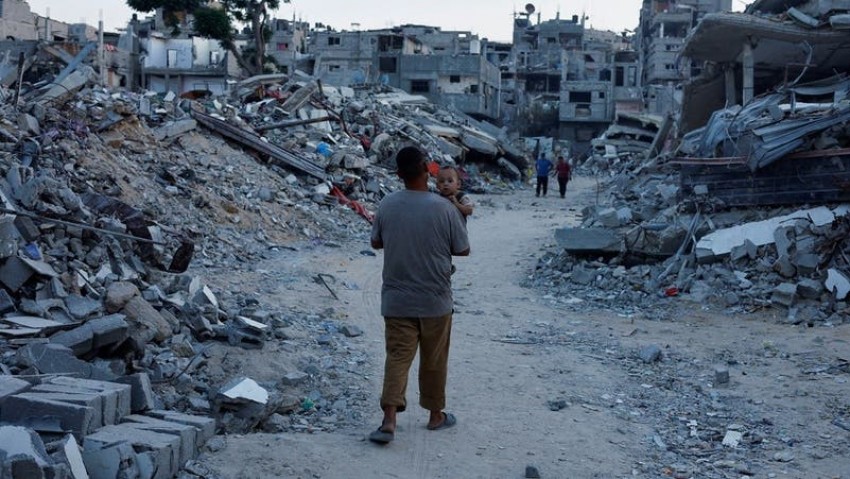 Puluhan Warga Gaza Tewas dalam Serangan Israel, Vaksinasi Polio Anak Terus Berjalan