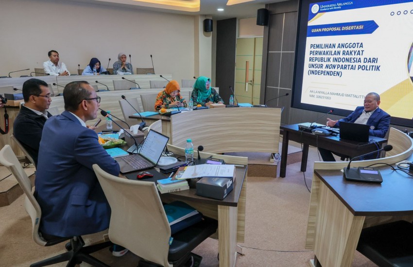 Ketua DPD  Ujian Proposal Doktoral Unair, Bedah Perbaikan Kualitas Pembentuk UU Unsur Non Parpol