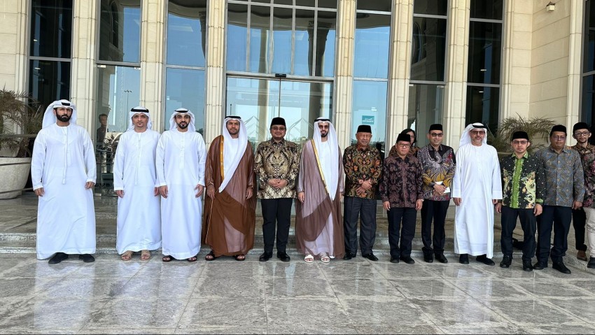 Menag Yaqut dan Pejabat UEA Bahas Sinergi Pengembangan Potensi Zakat dan Wakaf