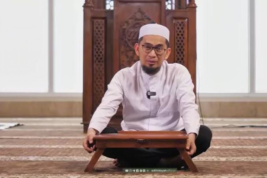 Ustaz Adi Hidayat Ungkap Kebiasaan Makan Unik Imam An-Nawawi yang Bikin Netizen Tercengang