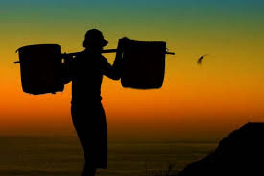 Nafkah Halal adalah Kunci Keberkahan Hidup Anak