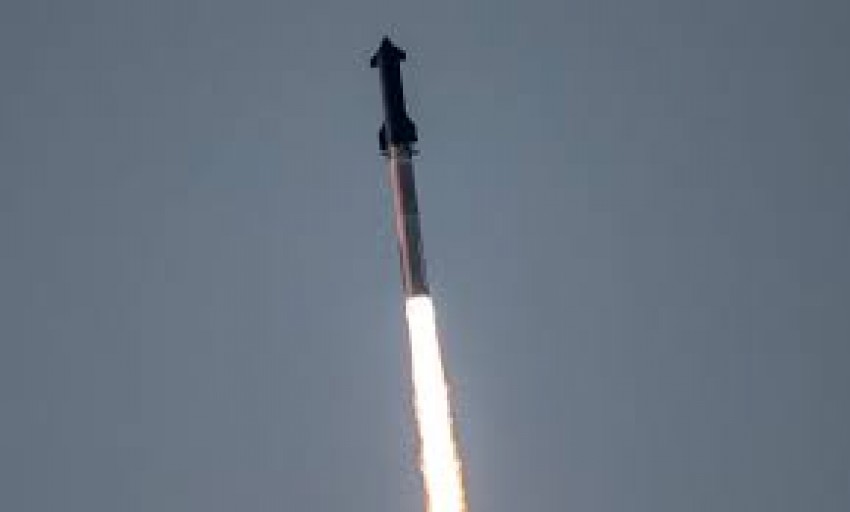 SpaceX Sukses Luncurkan Roket Starship, Langkah Besar Menuju Misi ke Bulan dan Mars