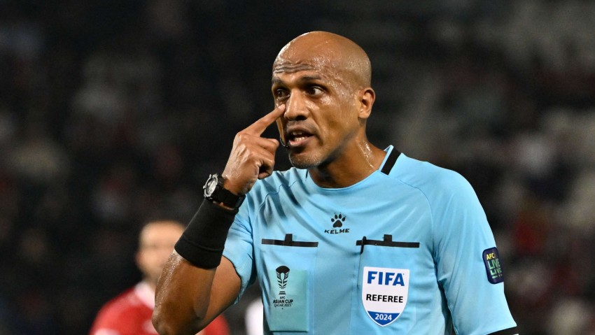 BREAKING NEWS! Ahmed Al Kaf 'Dihukum'? Wasit Kontroversial Mendadak Batal Pimpin Duel Panas Al-Hilal vs Al-Ain!