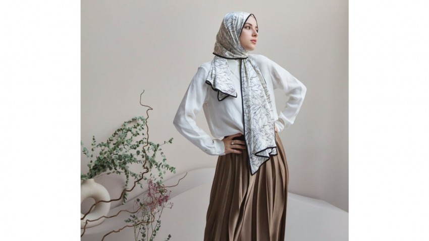 Tips Memilih Outfit Hijab untuk Wanita Bertubuh Mungil