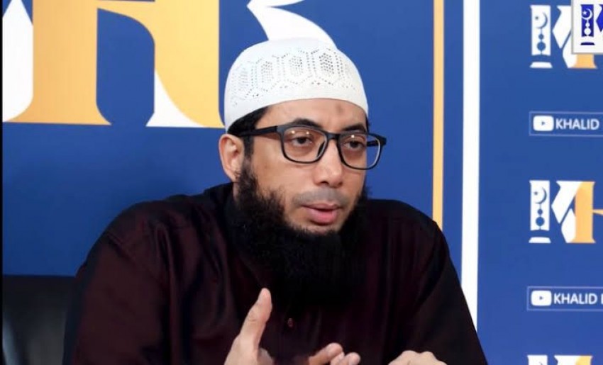 Inspirasi Baru, Ustaz Khalid Basalamah Ajak Renungkan Makna Memelihara Burung