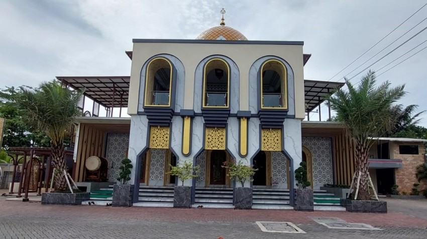 Masjid Bebek Sinjay: Diresmikan Gubernur, Fasilitasnya Bikin Jamaah Nyaman Ibadah