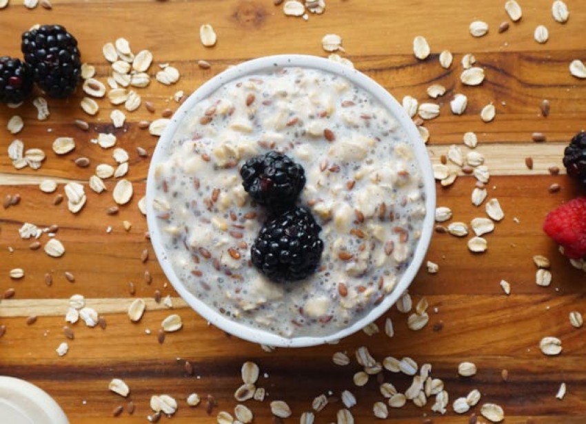 Sarapan Oatmeal Tiap Hari, Yakin Sehat? Ini Kata Pakar