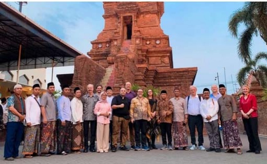 Akademisi Internasional Kunjungi Menara Kudus, Saksikan Akulturasi Islam dan Budaya Lokal