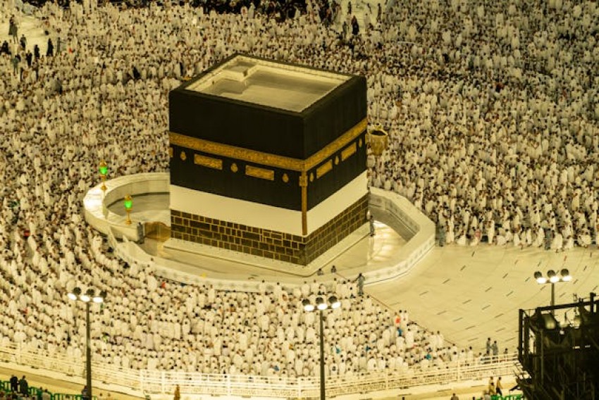 Pemerintah Saudi Bagi Waktu Kunjungan Hijr Ismail untuk Jamaah Pria dan Wanita
