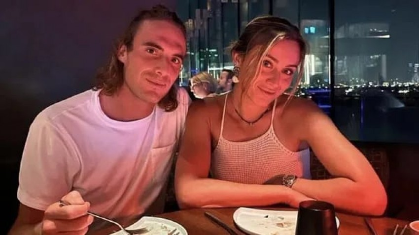 Gaya Pacaran Petenis Pauola Badosa dan Stefanos Tsitsipas Terlalu Romantis