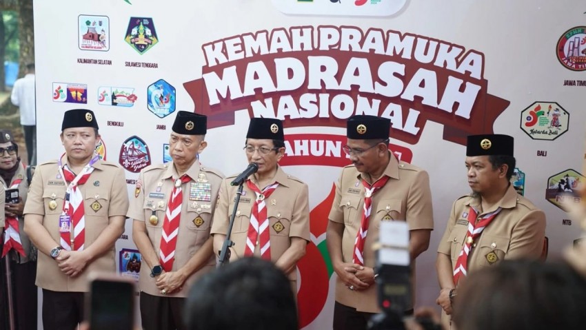Menag Prof Nasaruddin: Madrasah dan Pesantren Wajib Kegiatan Pramuka
