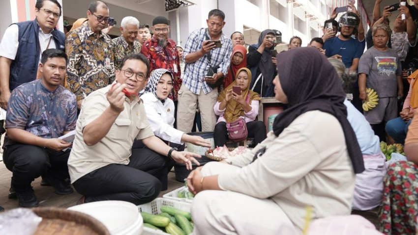 Kabar Baik dari Klaten: Mendag Pastikan Stok Melimpah dan Harga Bapok Stabil Jelang Nataru