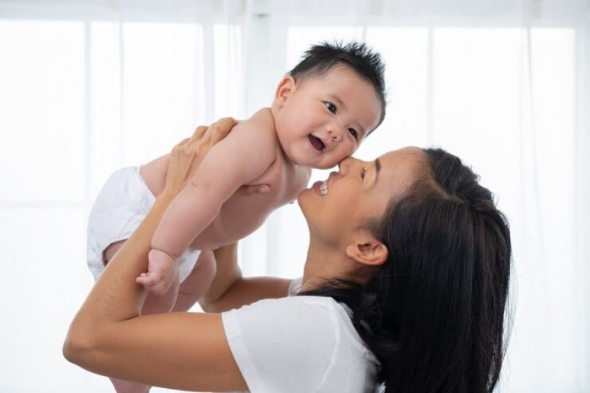 Jangan Asal Berinteraksi dengan Bayi, Bisa Berisiko Mendatangkan Virus