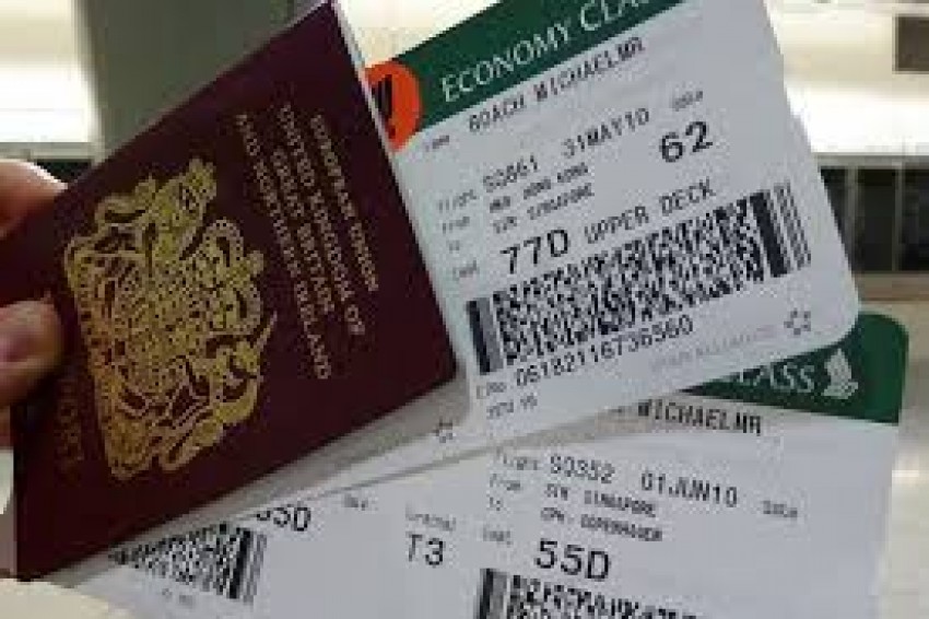 Pemerintah Diminta Kaji Skema Penurunan Tiket Pesawat Secara Permanen