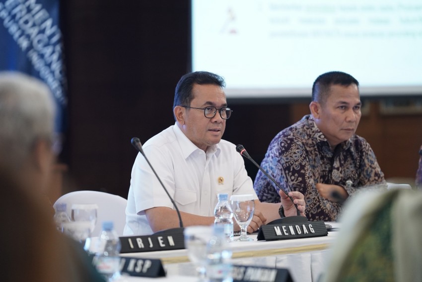 Harga Minyakita Tembus Rp17.100/Liter, Mendag Budi Santoso Siapkan Strategi Khusus Jelang Nataru 2025