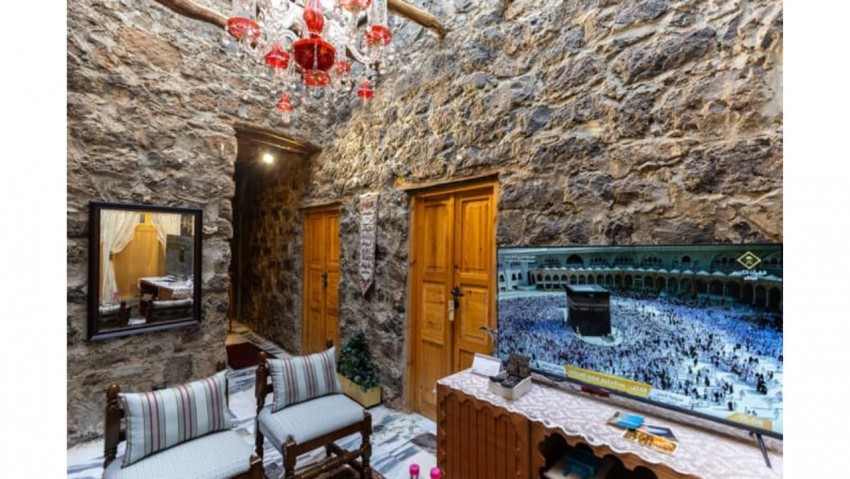 Bikin Penasaran,  Rumah Wanita Arab Berusia Seabad Diubah Jadi Hotel Unik, Jamaah Umroh Ada Yang Pernah Nginep Di Hotel Antik Ini?