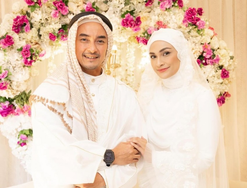 Gaya Elegan Fesyen Zumi Zola dan Putri Zulhas saat Akad Nikah di Masjid Nabawi Madinah