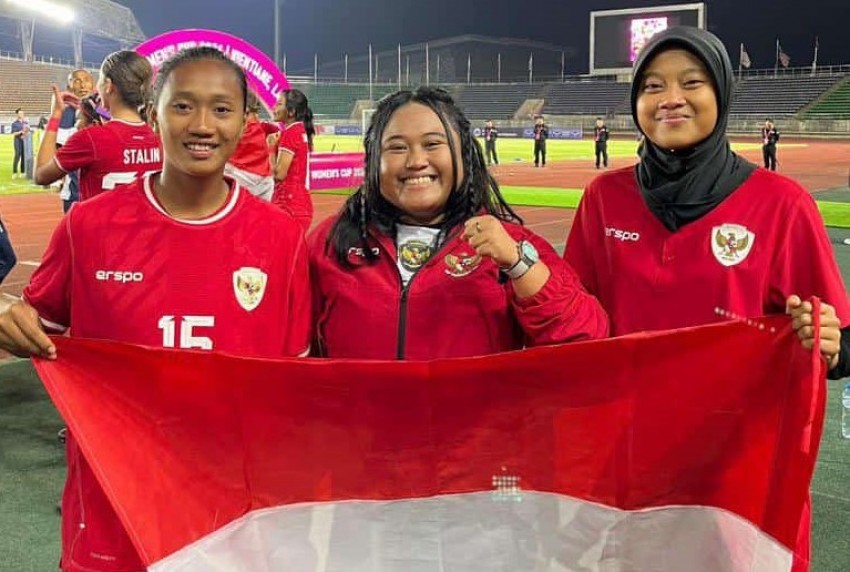 Dua Mahasiswi Unesa Bawa Timnas Putri Indonesia Juara Piala AFF Wanita 2024