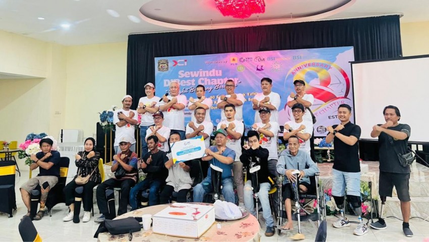 Berbagi Kebahagiaan di HUT ke-8: X-Trail Club Indonesia Chapter DBest Salurkan 8 Kaki Palsu dan Santuni 80 Anak Yatim