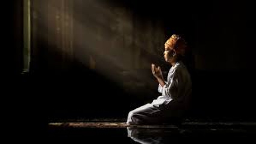 Mengerjakan Shalat Tahajud tapi Belum Tidur, Bolehkah?