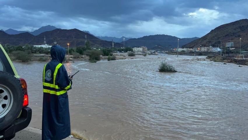 Hujan Lebat Landa Arab Saudi, Pusat Meteorologi Keluarkan Peringatan Cuaca Ekstrem