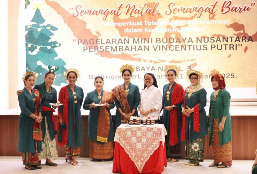Komunitas Kebaya Menari Rayakan Natal Bersama di Panti Asuhan Vincentius Putri