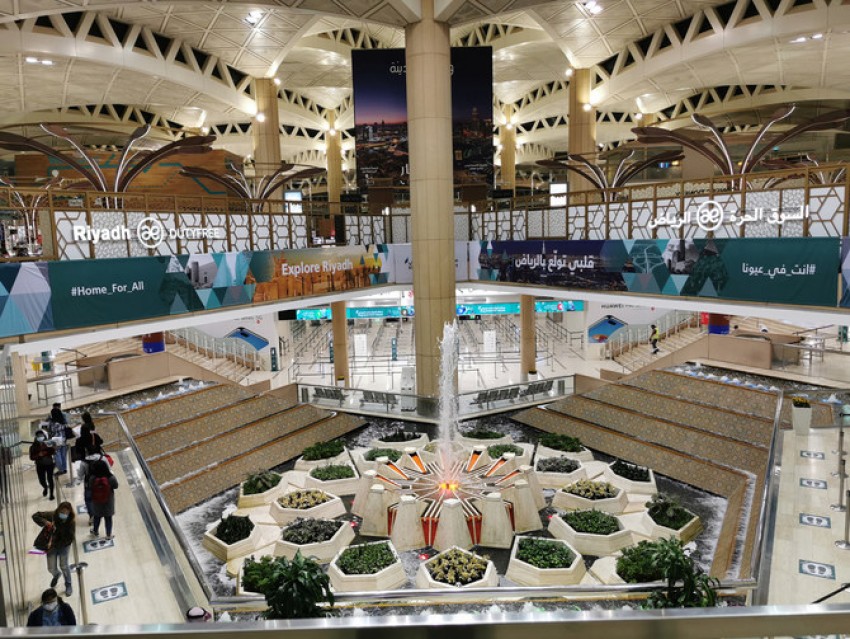 Modernisasi Bandara Riyadh Hadirkan Pusat Perbelanjaan Mewah untuk Penumpang