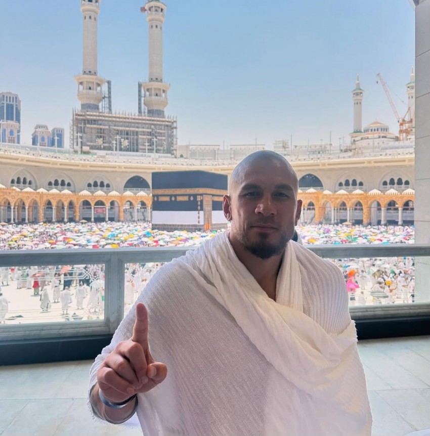 Atlet Mualaf Sonny Bill Williams Galang Dana Pembangunan Masjid di Selandia Baru