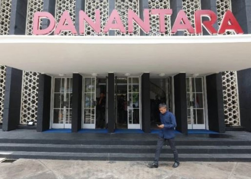 Ekonom UGM Sebut Kemunculan Danantara Bisa Menurunkan Performa BUMN