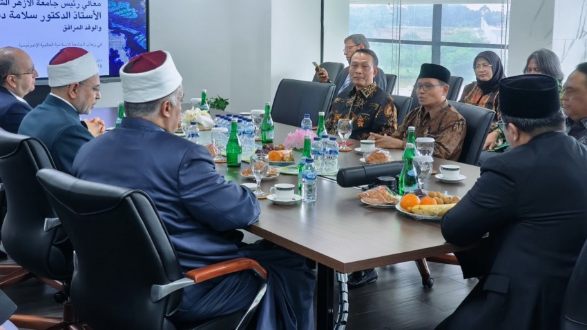 Kolaborasi UIII dan  Al Azhar Perkuat Kajian Islam Klasik Bidang  Sains dan Teknologi