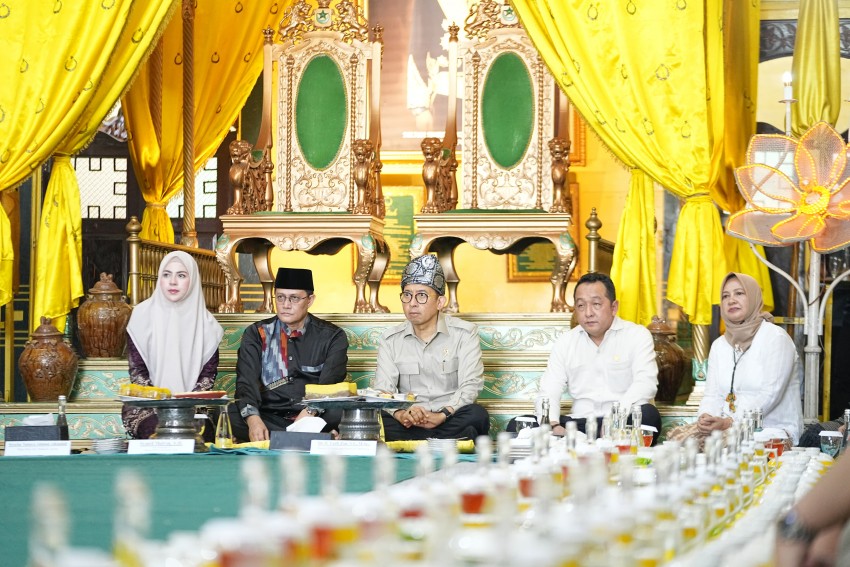 Istana Kadriah Pontianak: Fadli Zon Dorong Pelestarian Warisan Budaya Kalimantan Barat