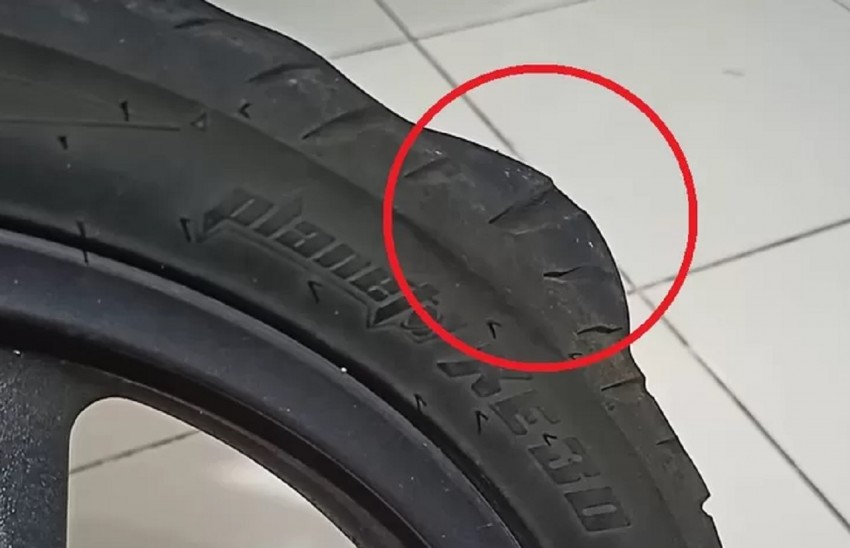 Ban Motor Masih Baru Kok Benjol? Ini Penyebabnya