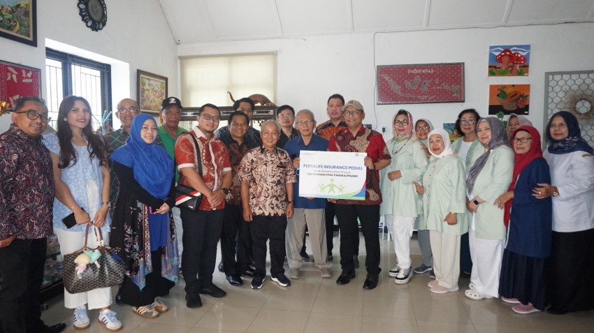 PertaLife Insurance Salurkan Bantuan untuk Anak Berkebutuhan Khusus di YPAC Pangkalpinang